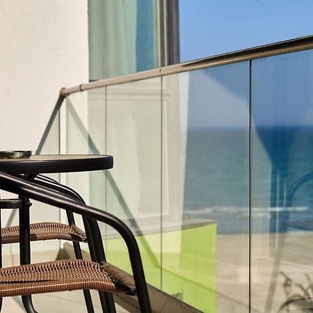 Blue Apartment In Spa N Pool Beach Resort Năvodari Exteriör bild