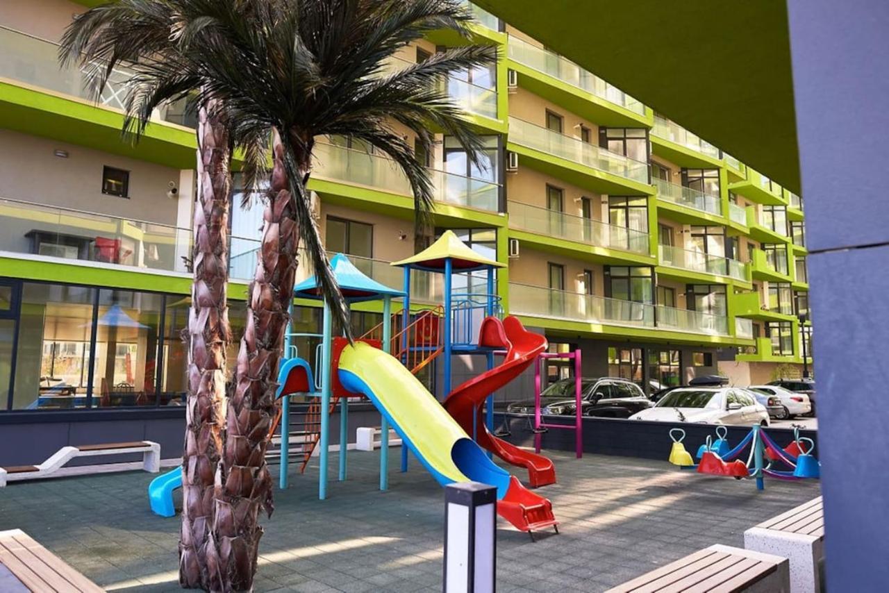 Blue Apartment In Spa N Pool Beach Resort Năvodari Exteriör bild