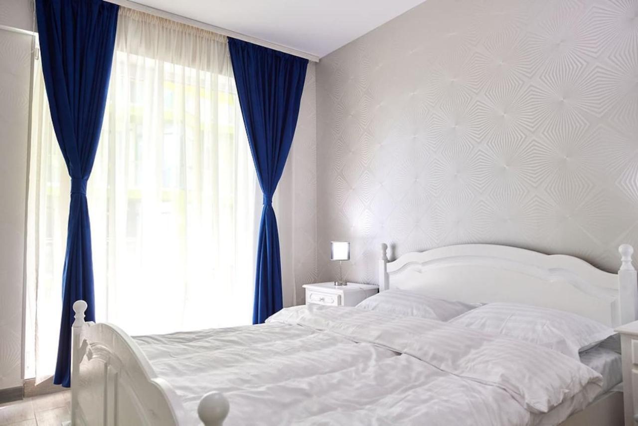 Blue Apartment In Spa N Pool Beach Resort Năvodari Exteriör bild